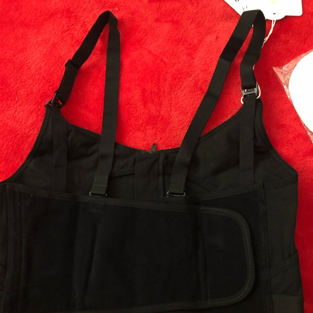 Momcozy hands free back support - Picture 3 of 5